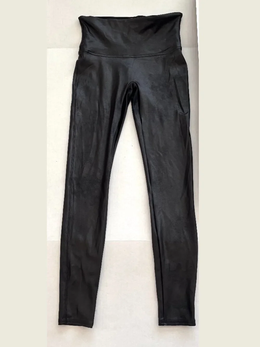 SPANXshape® Faux Leather Leggings Size Large